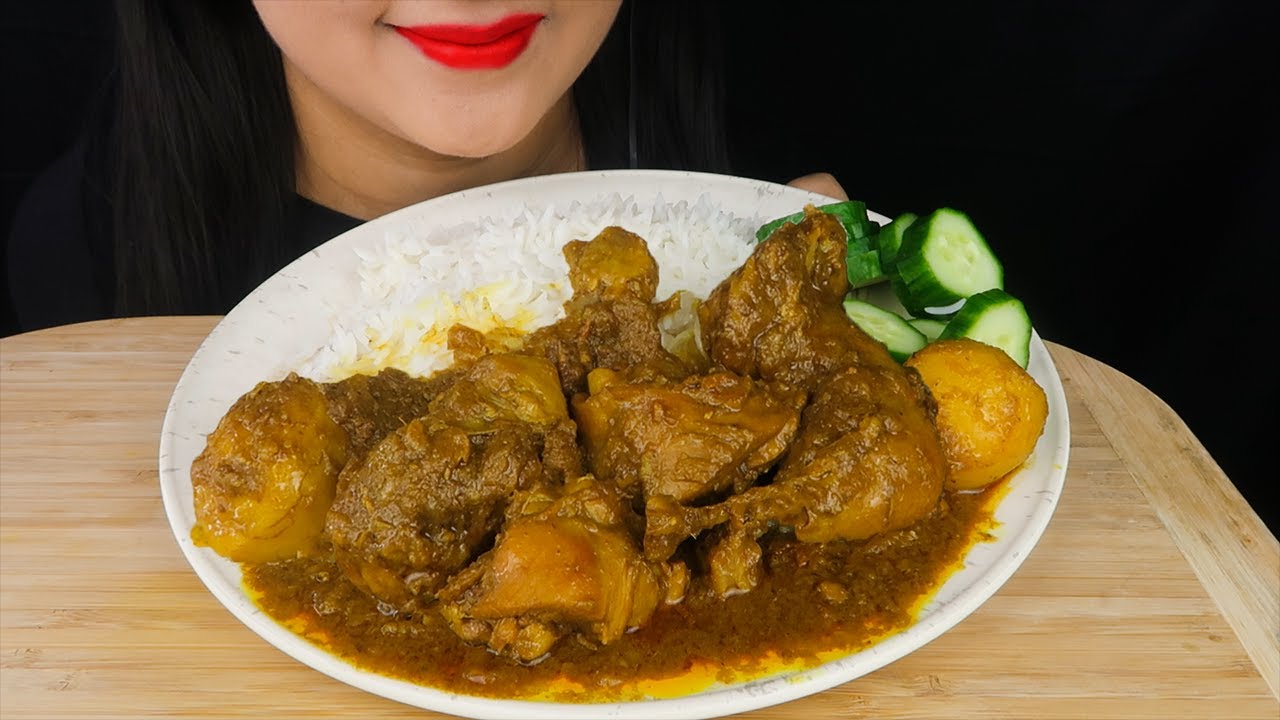 ASMR EATING SPICY CHICKEN CURRY  WITH RICE(MUKBANG EATING SHOW)