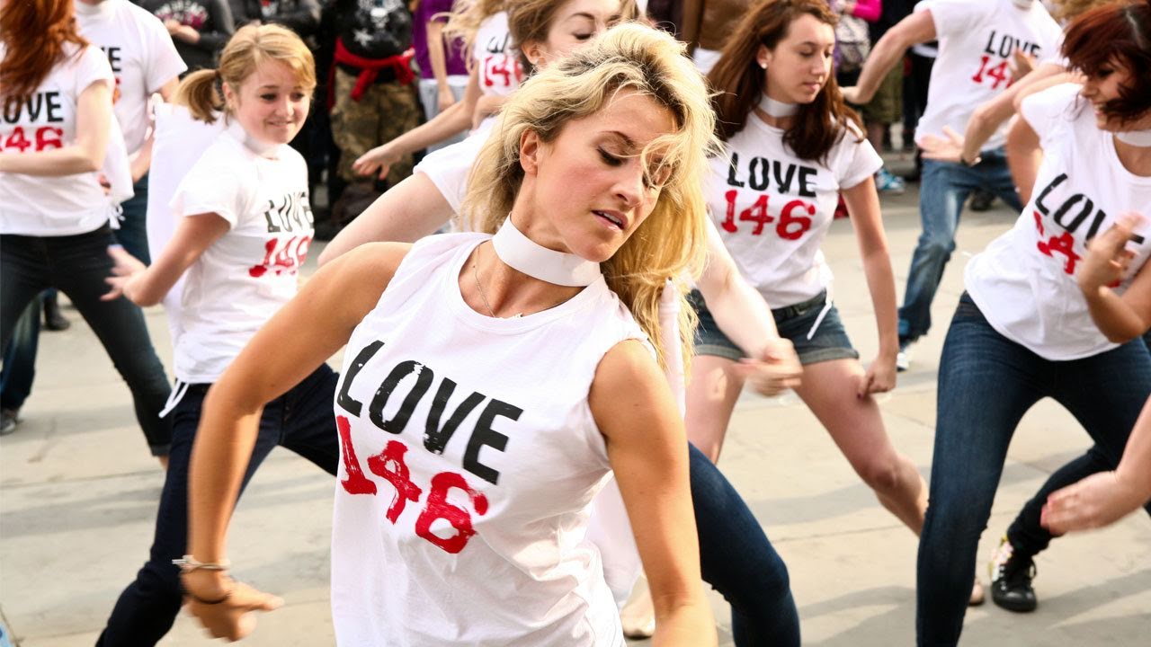 Official LOVE146 Flash Mob - Can you see me?
