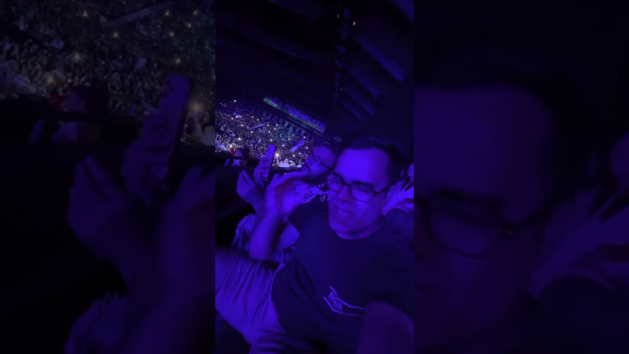 Ho Chandni Jab Tak Raat Deta Hai Har Koi  Saath Atif Aslam Live from Wembley london #viral #indian