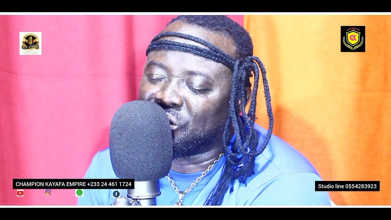 Oh see how champion kayafa made everyone cried including himself in worship