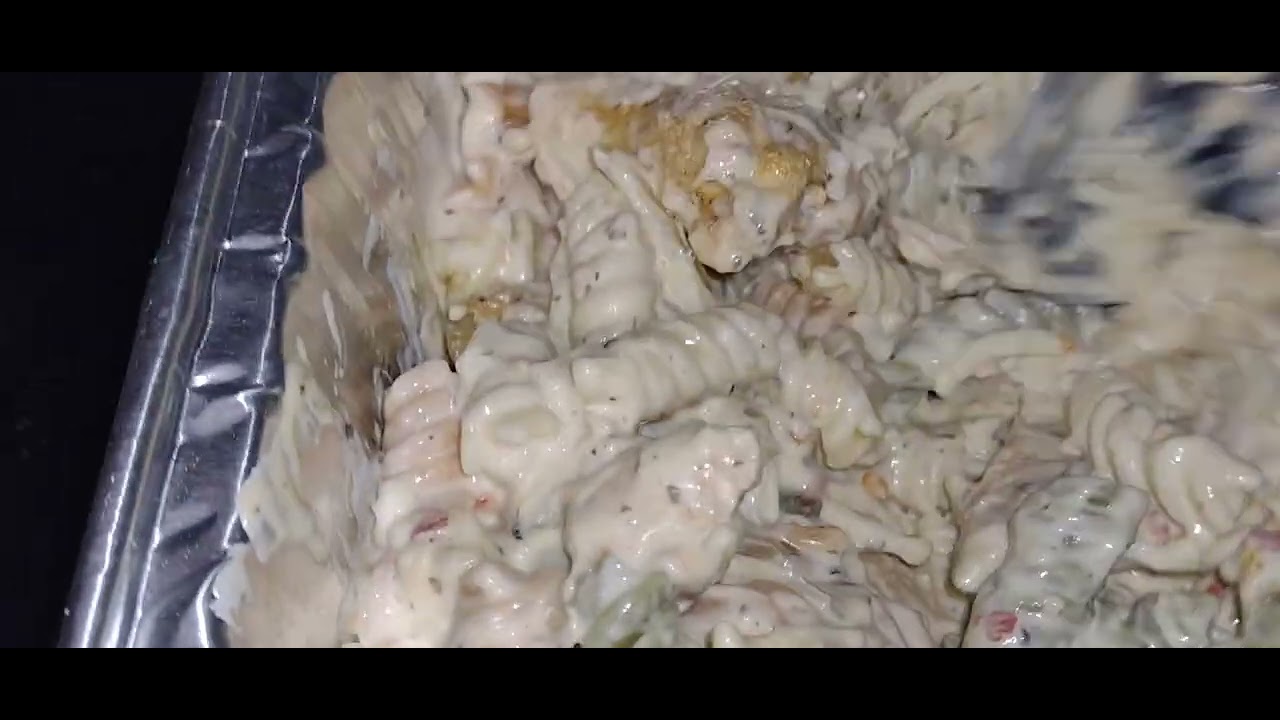 Food Tips Volume #1.  Cheesy Garlic/ Parmesan Chicken Pasta Bake.