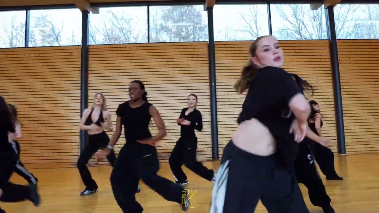 Group A - Creation Lab | Pauline's Choreography