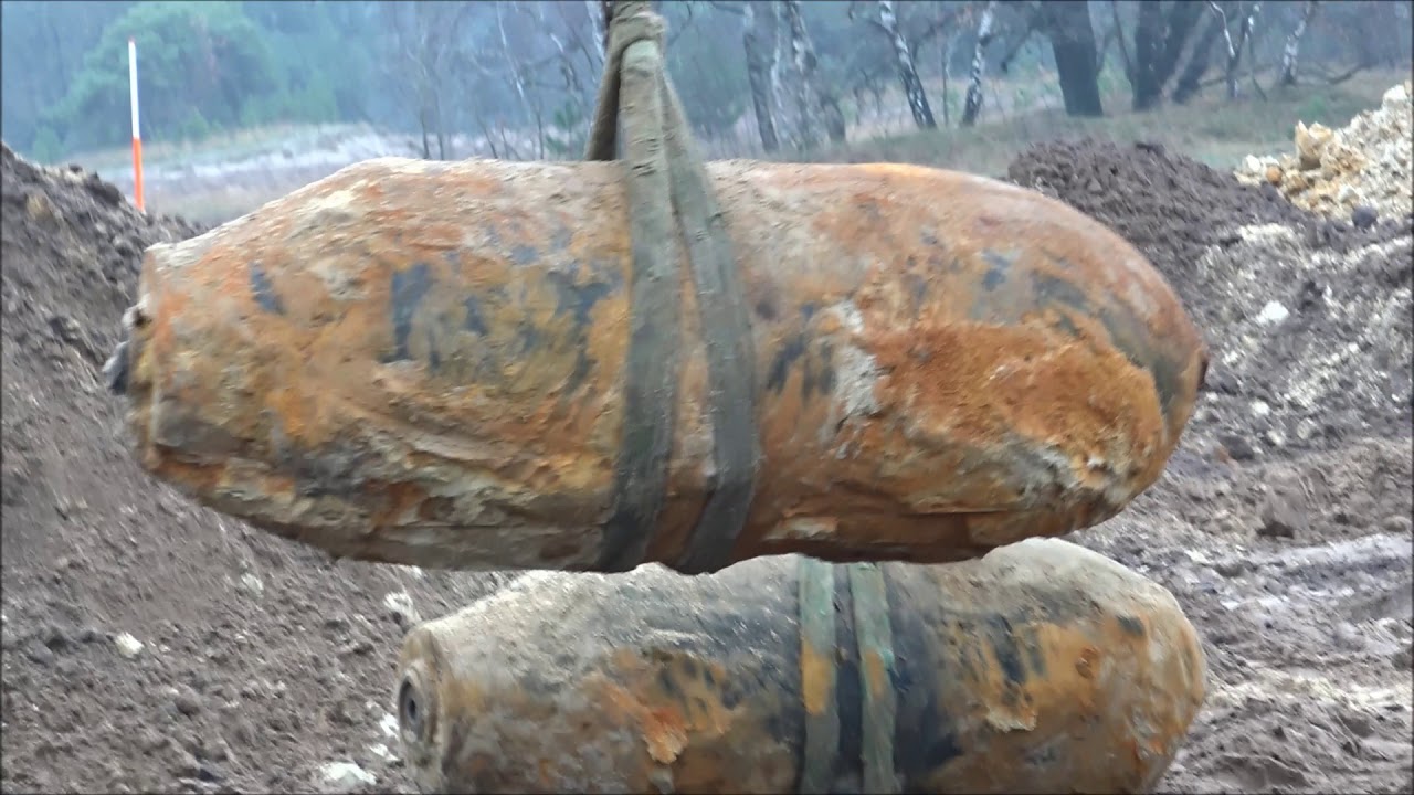 Explosieven Opruimingsdienst Defensie vernietigt 2 vliegtuigbommen op de Oirschotse Heide