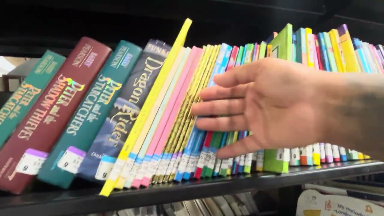 Public ASMR at Goodwill