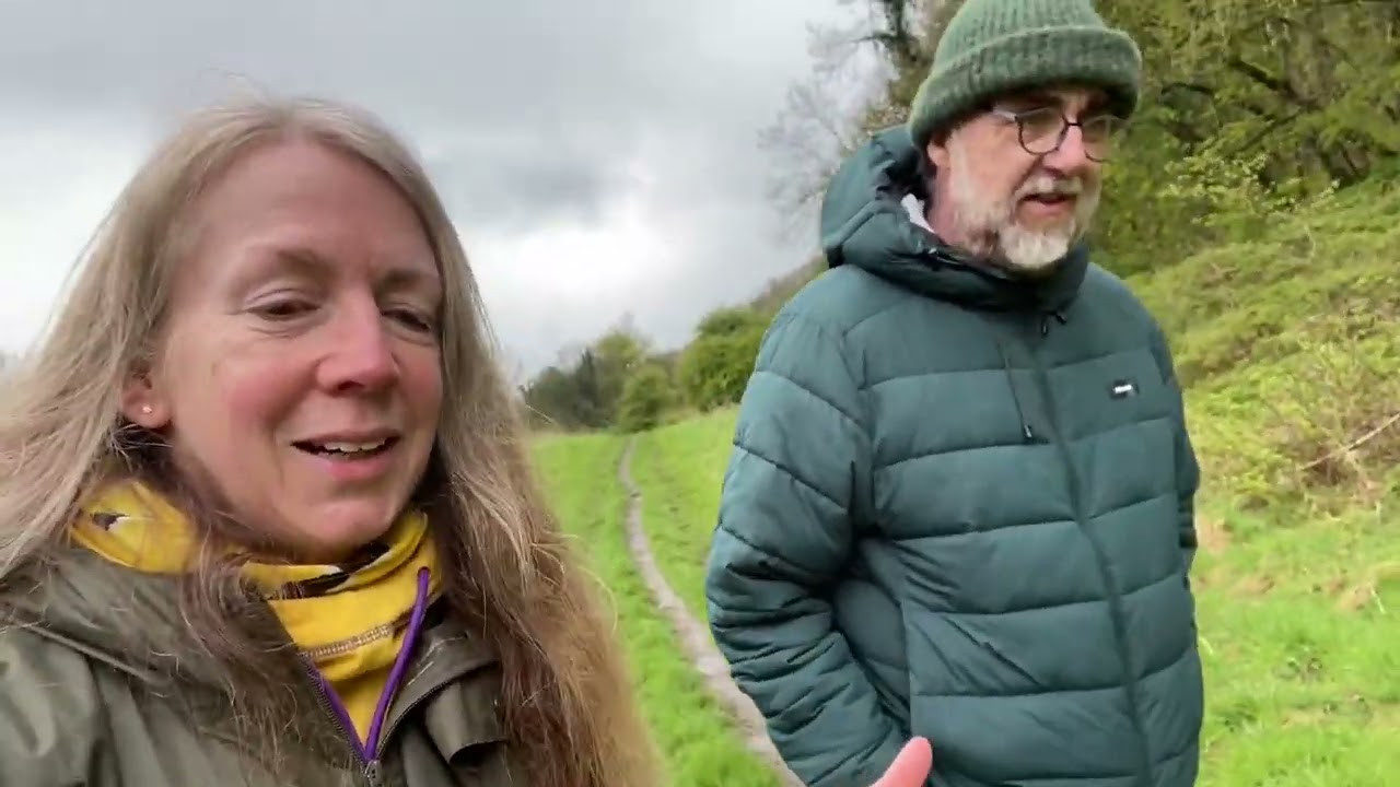AGENTS, AGENTS EVERYWHERE! I took a walk with Rachel Elnaugh-LOVE into the land of Cressbrook Dale.