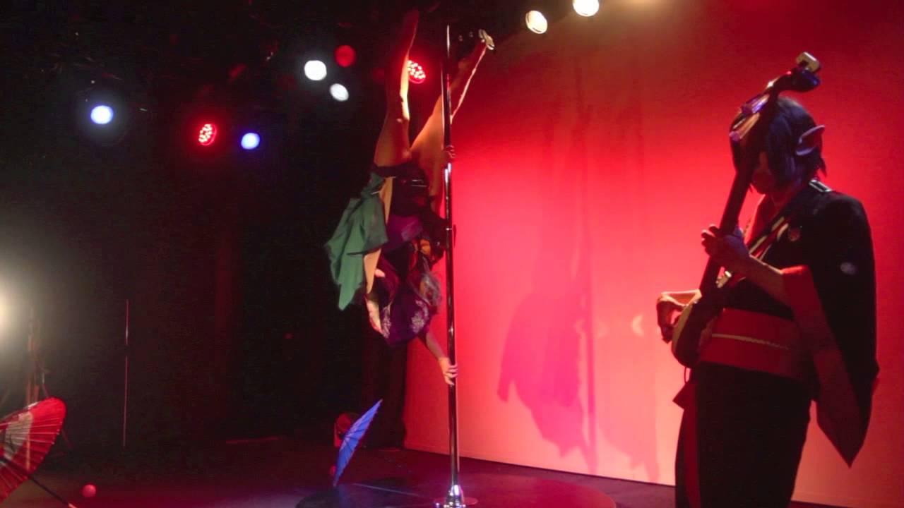 鬼灯の冷徹（hozuki no reitetsu）鬼灯様ライブで白澤＆お香ポールダンス