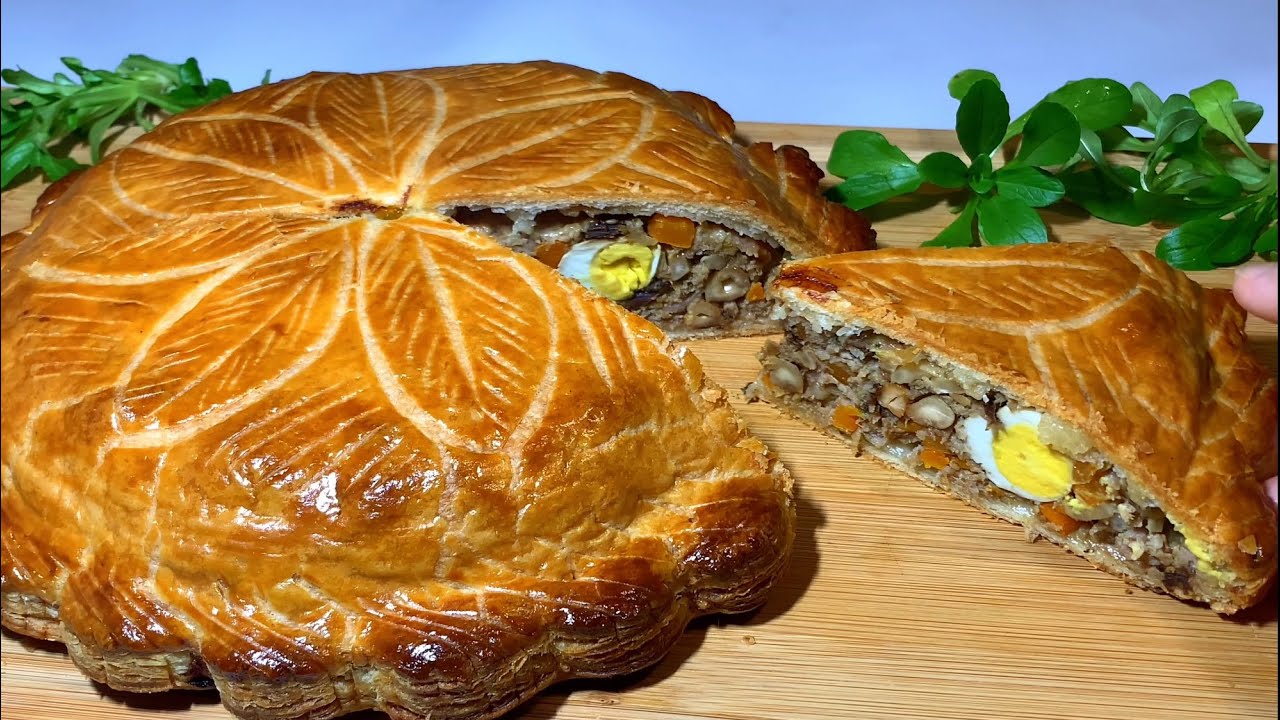 Tourte Feuilletée à la Farce de Viande