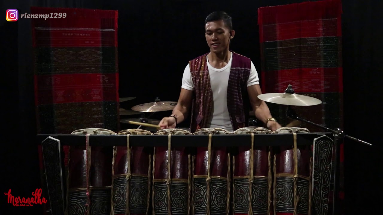 Tones and I - Dance Monkey cover Taganing musik Batak