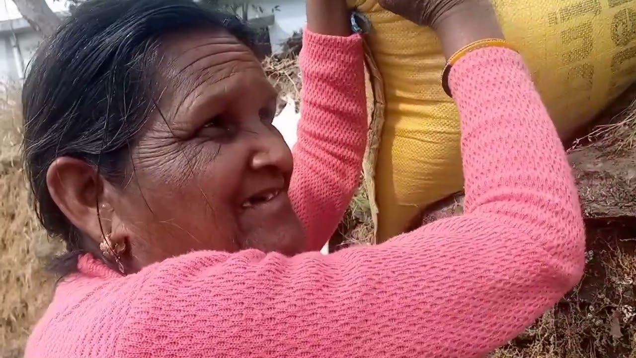 आज  बहुत दिनों बाद मिला बुआ जी से 