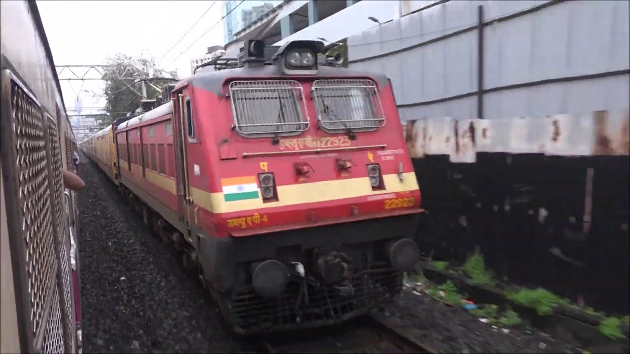 Superb Speedy Parallel Overtaking Of 8Hrs Late Golden Temple Mail By 12 Car Fast Bombardier EMU !!!!