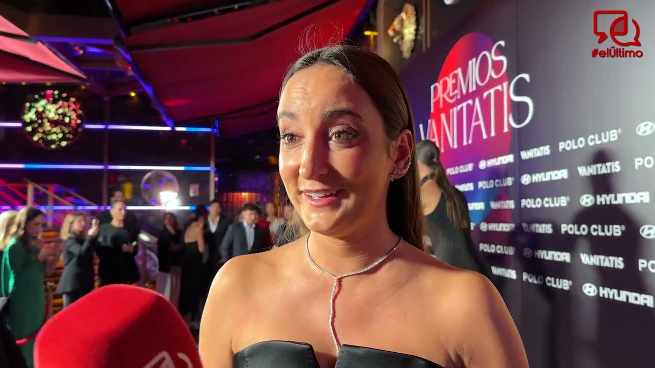 Lucía Pombo: 