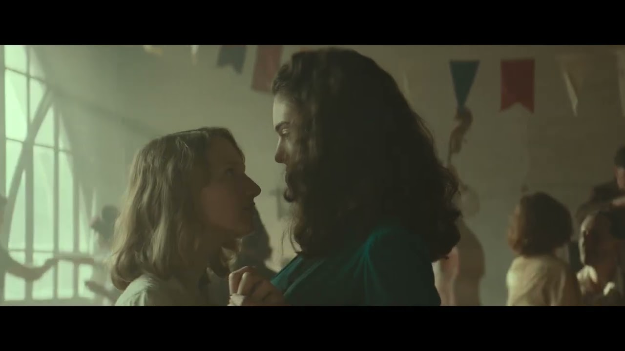 La Bella Estate con Yile Yara Vianello, Deva Cassel e Nicolas Maupas | Clip 