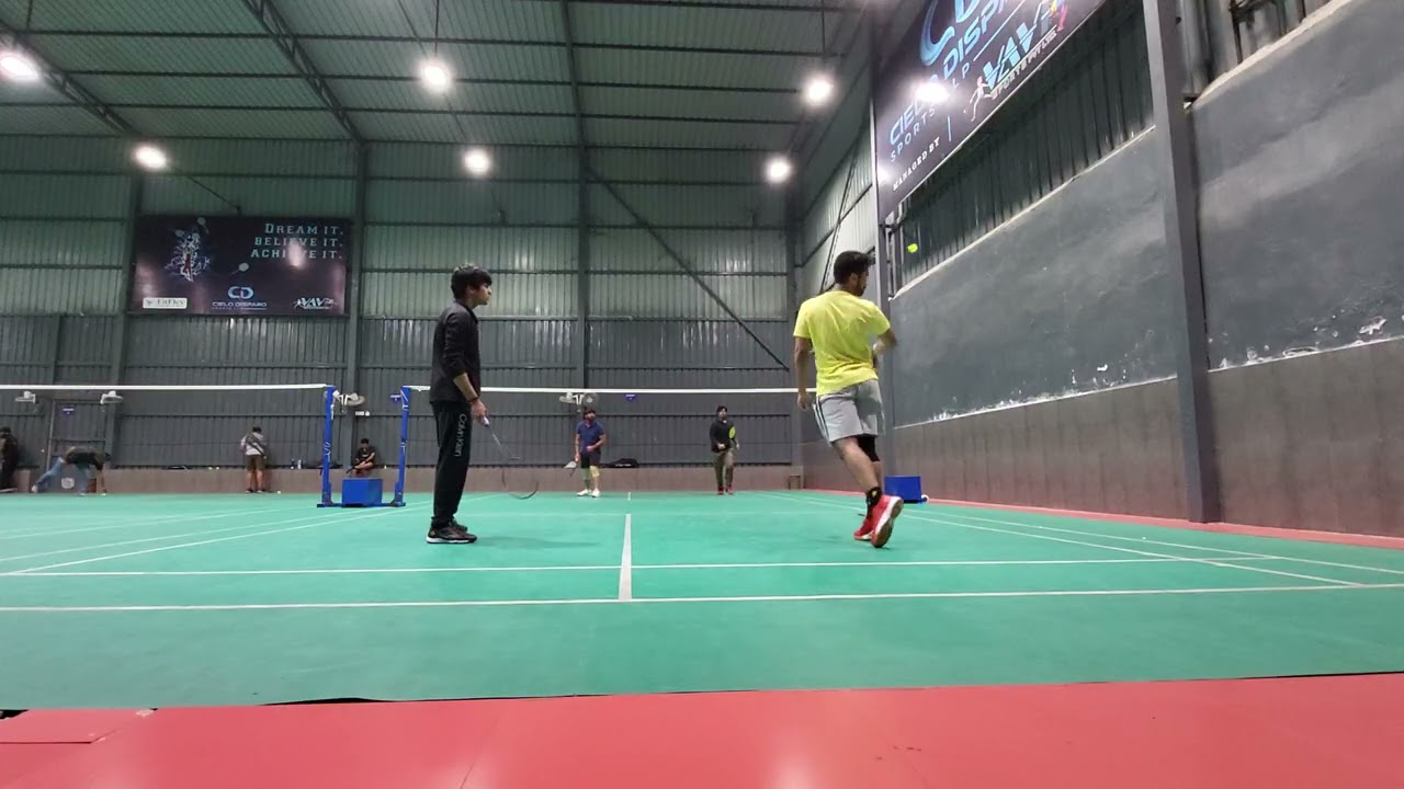 Badminton at Cielo Disparo Rohini court 
