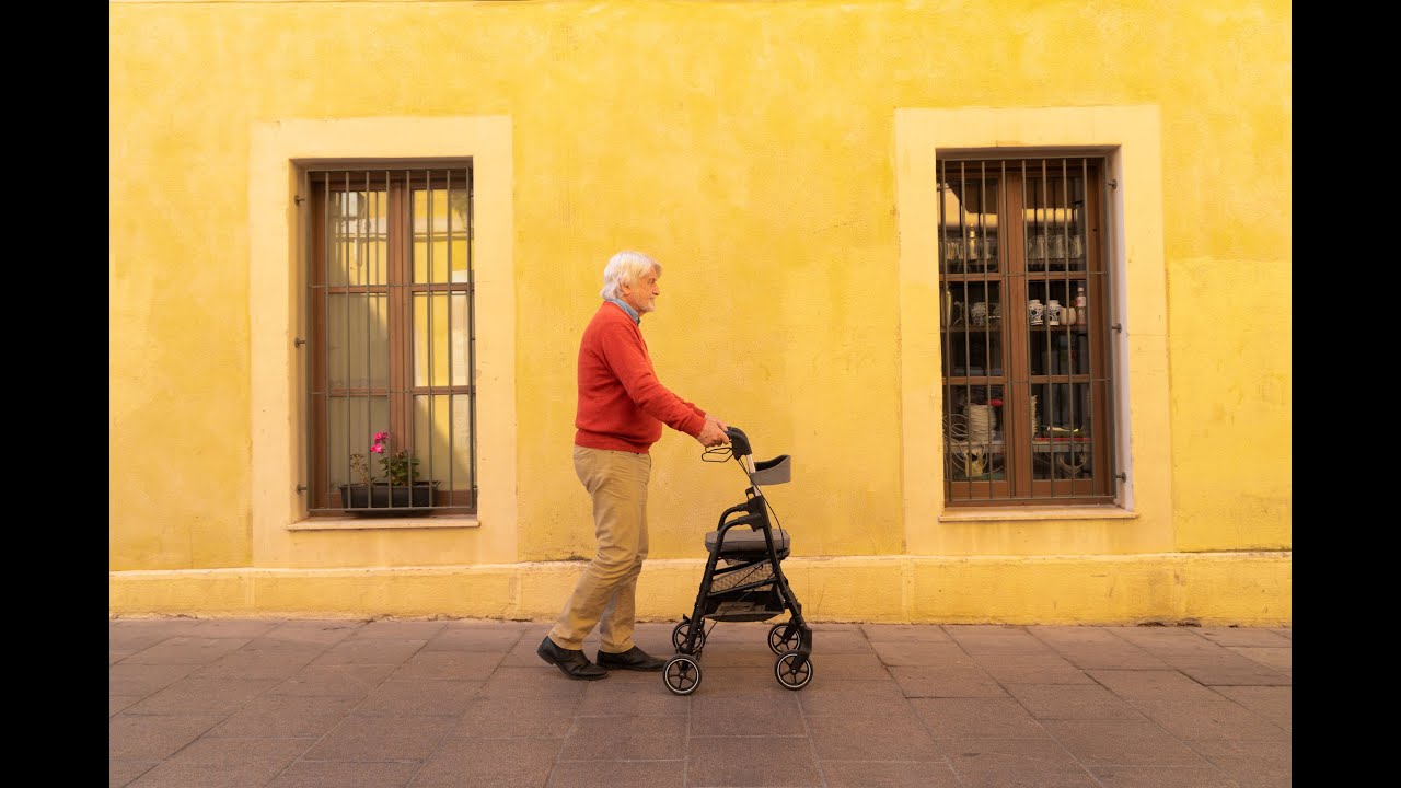 Andador Playcare W4 | Ligero, Plegable y con Asiento Integrado | Ortopedia Diversautonomía