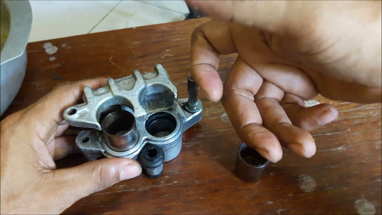 COMO MONTAR A PINÇA DE FREIO DIANTEIRA DA NX FALCON E SUBSTITUIR O ÓLEO DE FREIO PASSO-PASSO