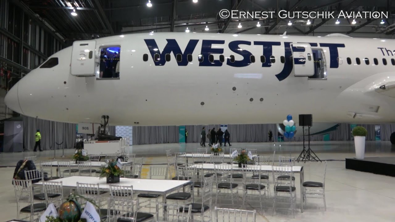 WestJet 787 Dreamliner Experience | A Tour of WestJet's Boeing 787-9 Dreamliner