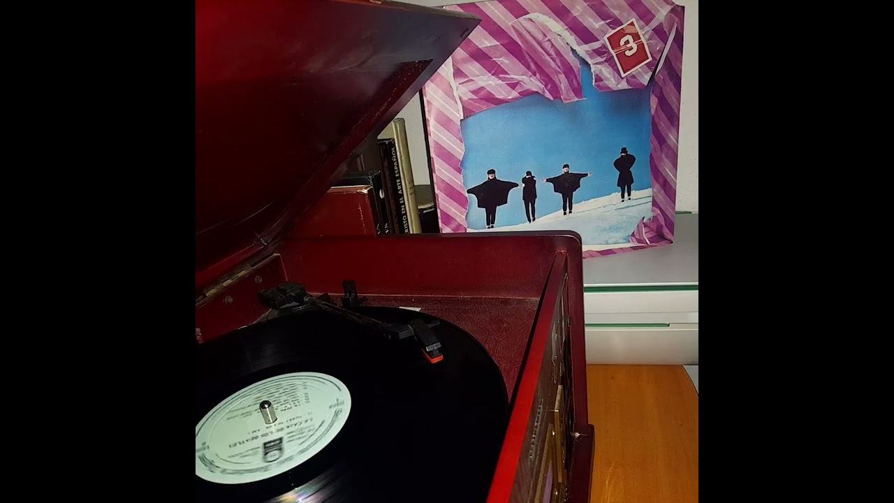 The Beatles ( La caja de los Beatles)From Liverpool// Lado B// disco 3 //33rpm 