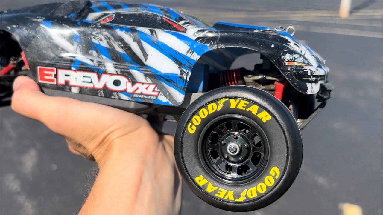 RACING SLICKS // NEW TIRES for my 1/16 E REVO VXL !!
