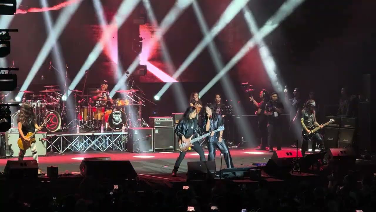 FENOMENA SAMURAI  KUCHING  13/12/2025 SEARCH PART 1 #FENOMENASAMURAI #search #xpdc #rock #concert 