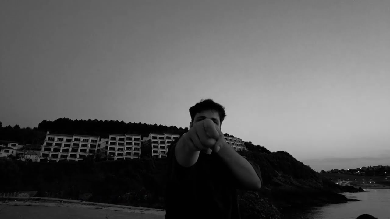 Frenos - Dea Latis (Official Lyrics Video)
