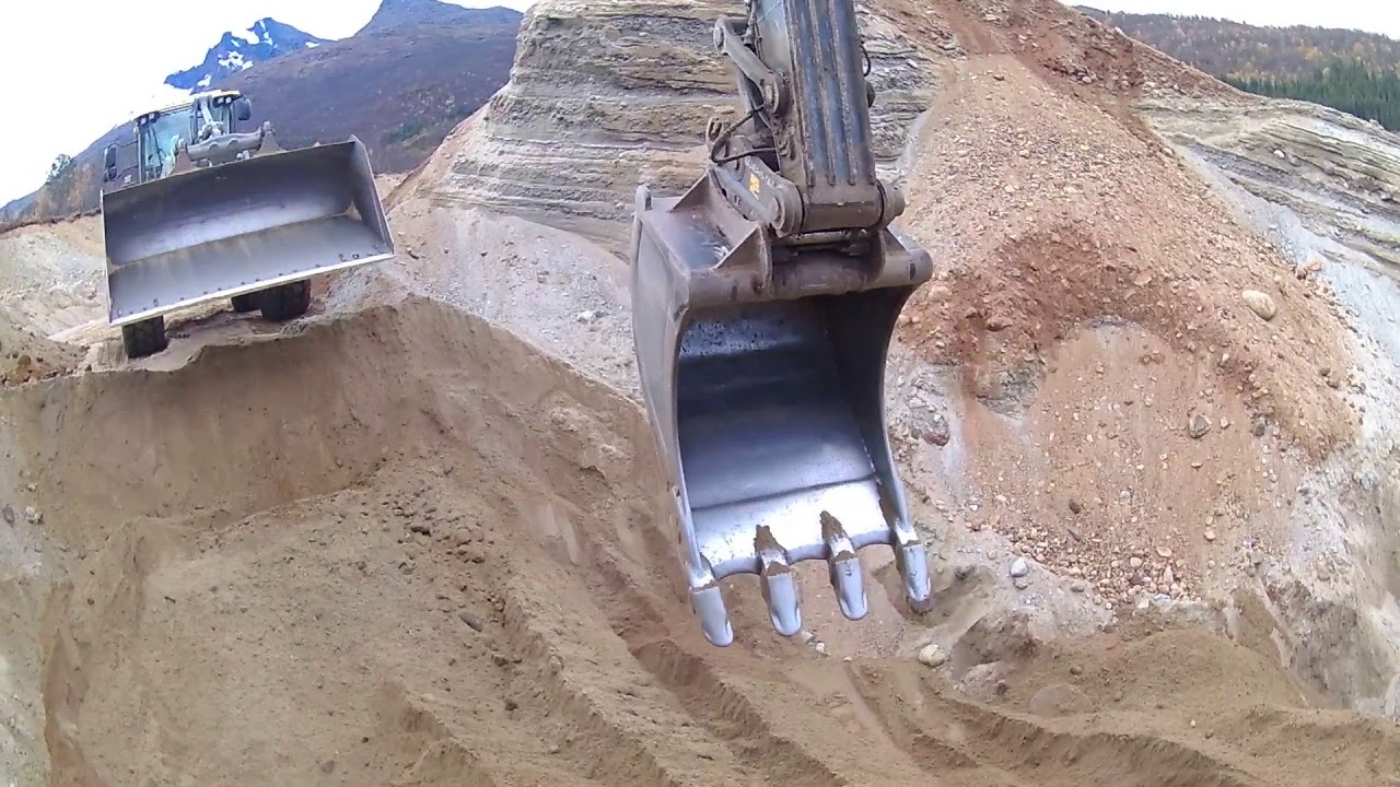 volvo ec210cl i kabelsangproduksjon