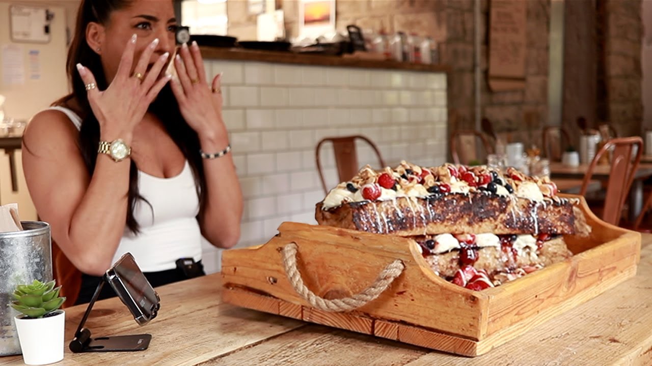 “THAT’S 10,000 CALORIES UNDER 10 MINUTES!” | 7LB BRIOCHE FRENCH TOAST CHALLENGE | @Leah Shutkever