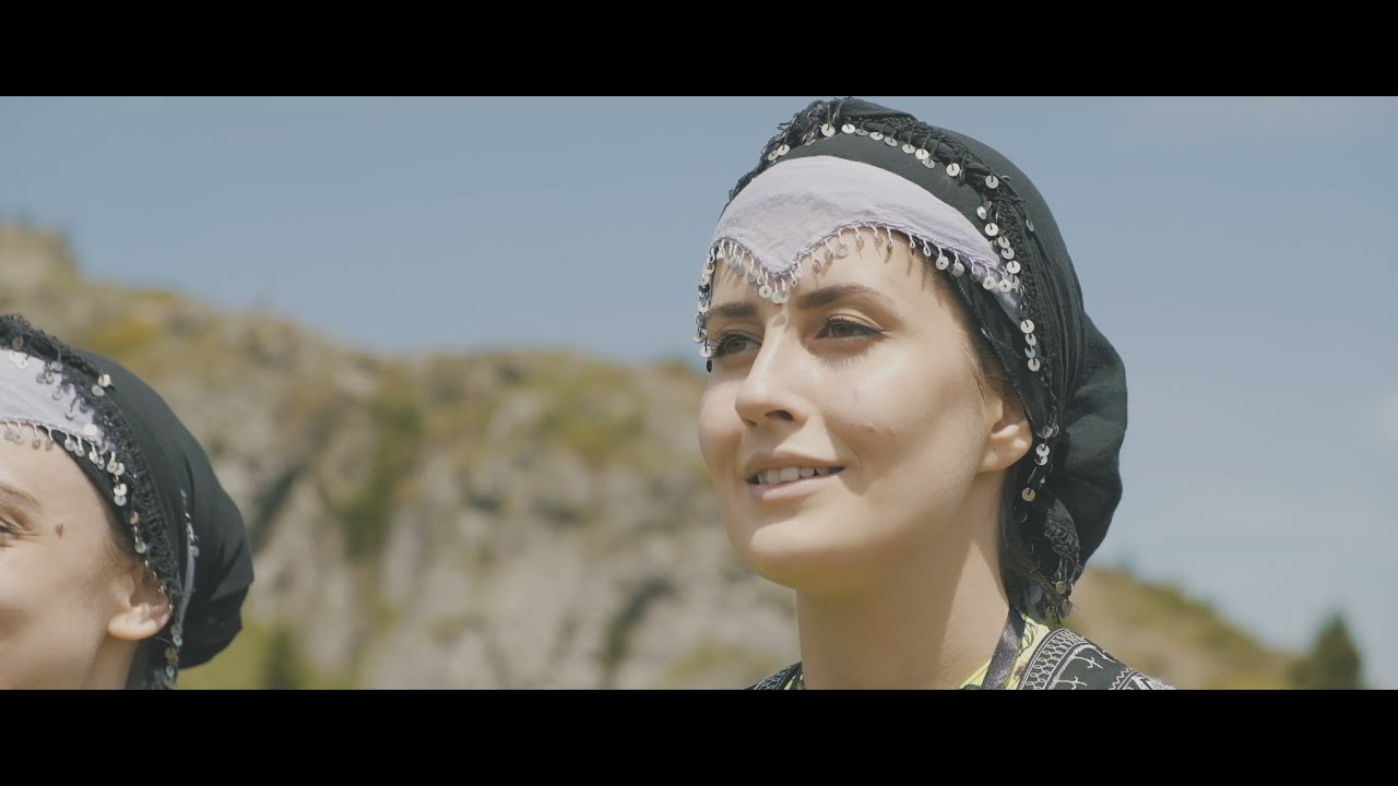 Selim Seyis - Bahçende Kiraz mıyım?