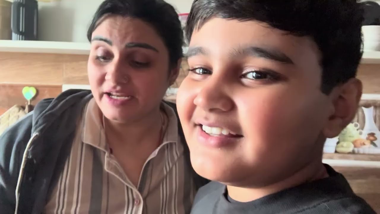 Day82 Maggie with straw , new technique unlocked 🔓, mummy ne kheer jala di😤#familyvlogs #dailyvlog