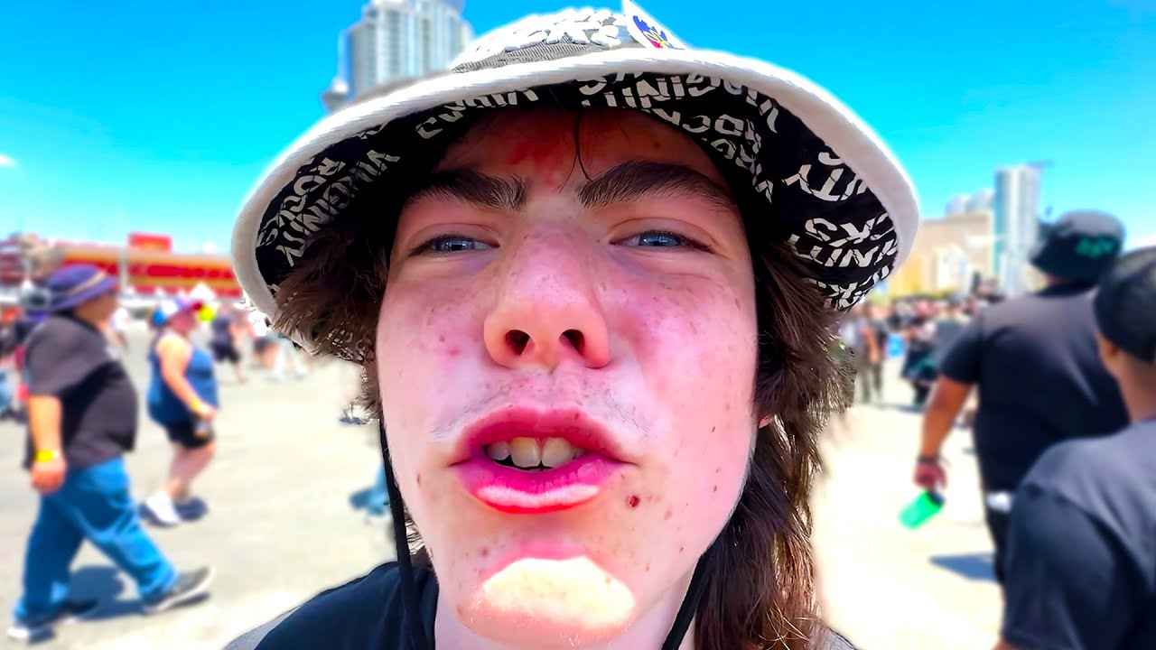 Psychotic Death Grips Fans At Sick New World