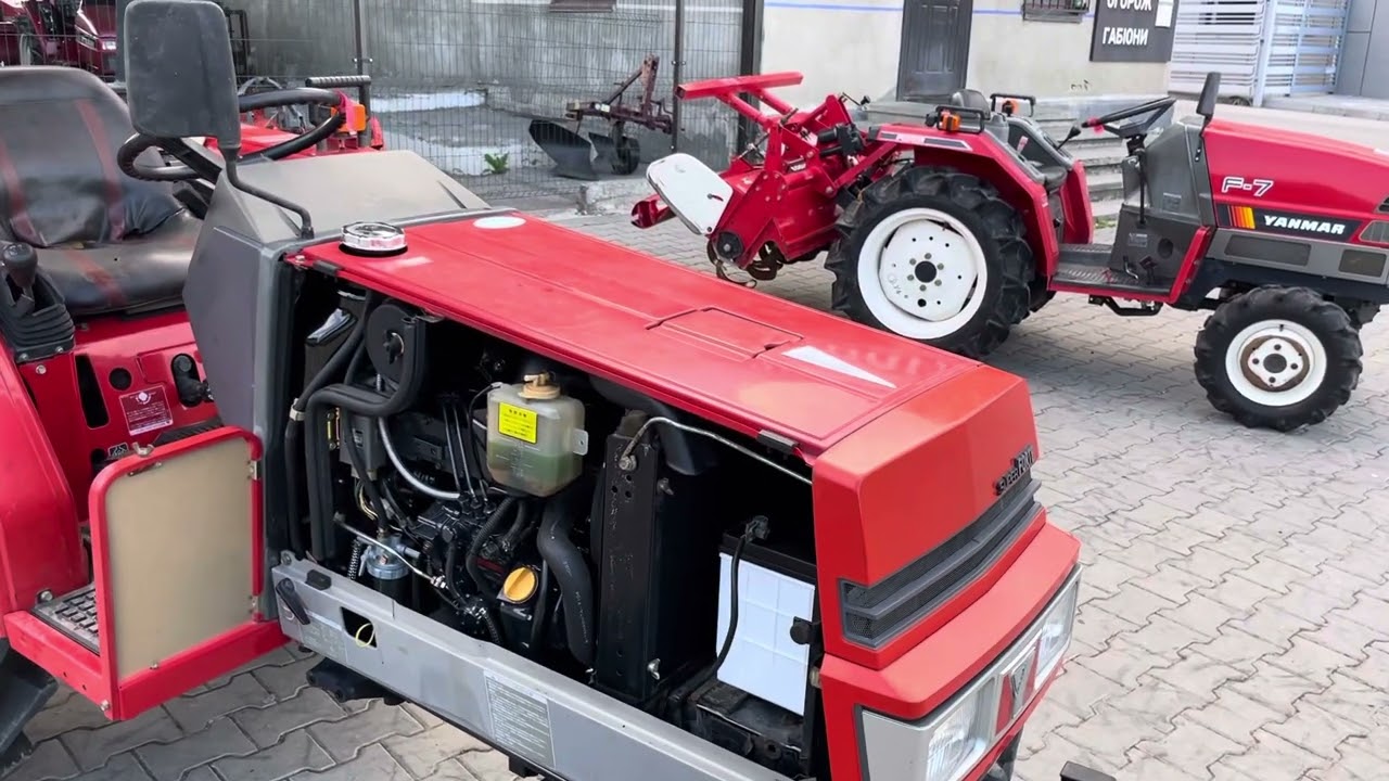 Yanmar FF245 та Yanmar F-7 на майданчику VRM-Техніка в Івано-Франківську