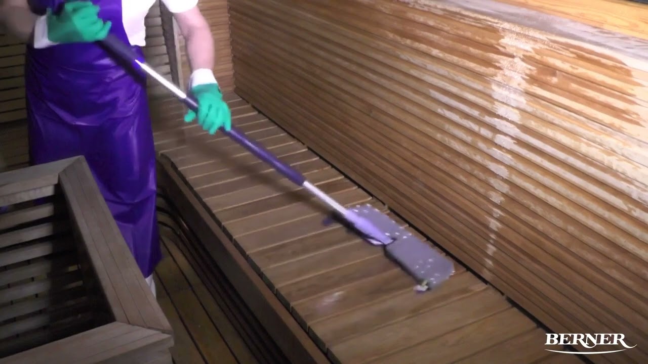 How to clean sauna