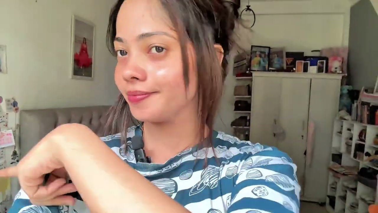 මගේ Room එකේ ආසම තැන 🚪🌈 DEEP CLEANING HOLLYWOOD🪞MIRROR 🧼🧹 #cleaning #vlog 