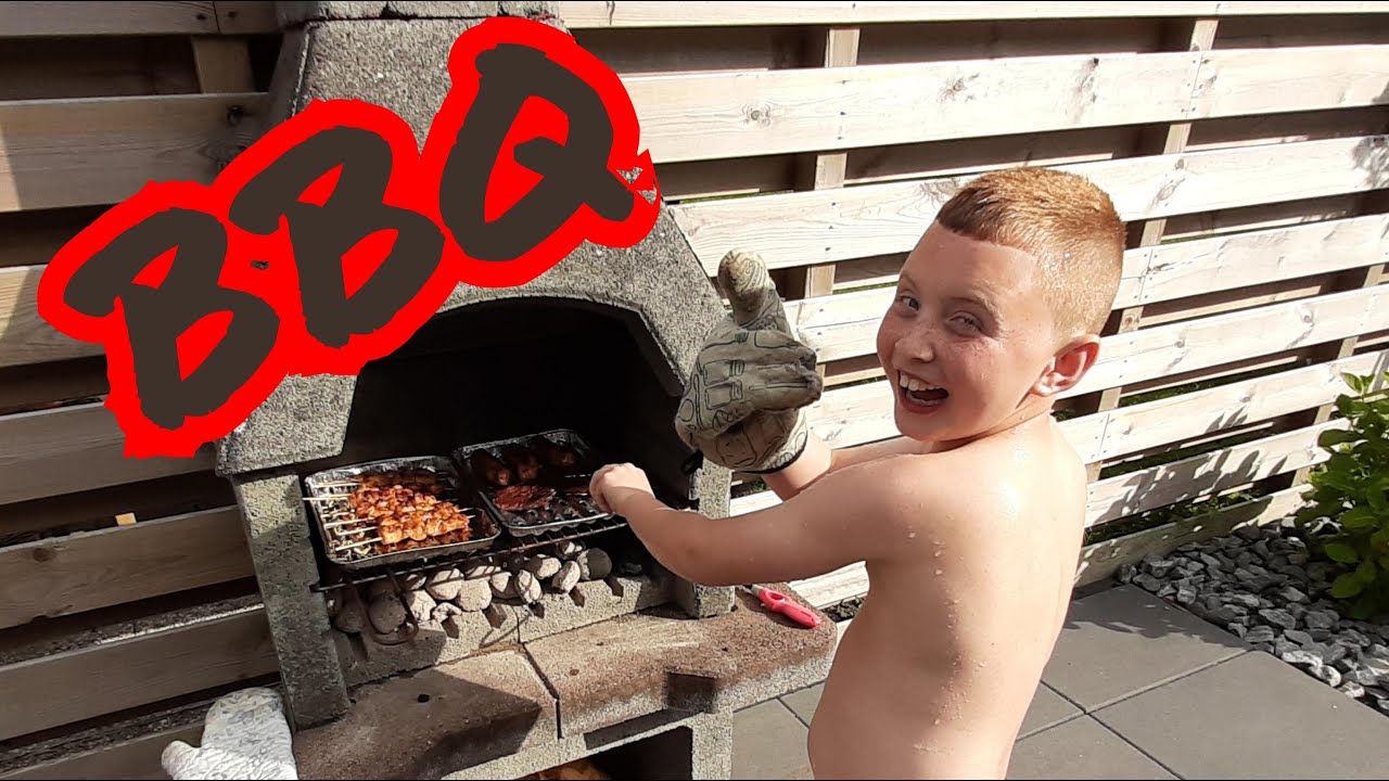 BBQ BIJ LEVI IN DE TUIN 2020