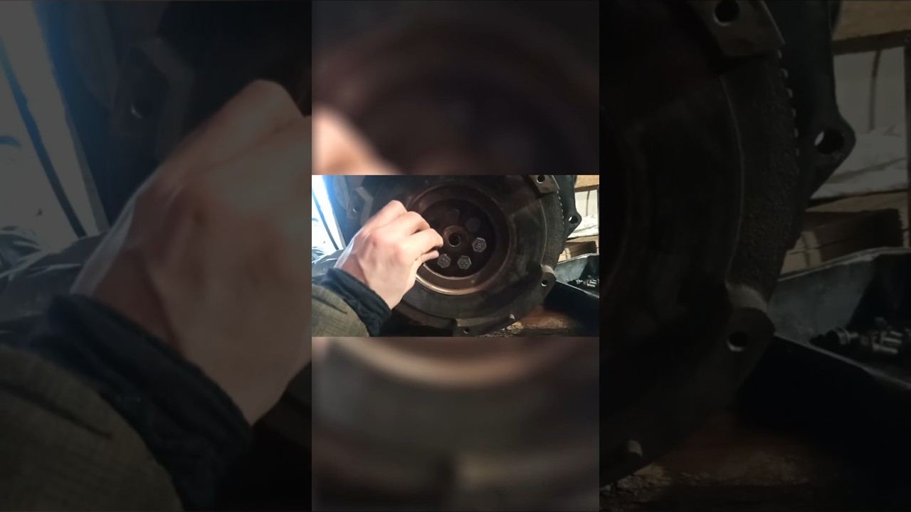 4G63 - 6bolt? 7bolt?  #automobile #garage #mechanic #mitsubishi #lancer #shorts #fyp #silnik #engine