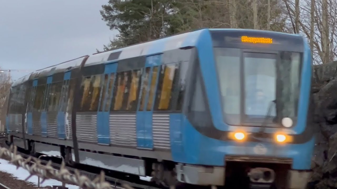 Tunnelbana i Kärrtorp med c20 och c25