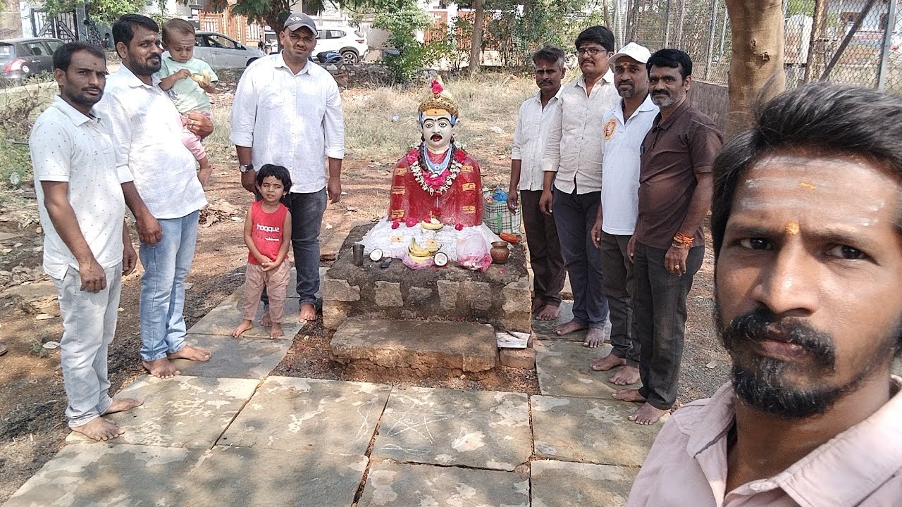 15/3/26వీరశైవ బంధువుల*సహకారముతో ప్రతి ఆదివారం బిటిఎస్ కాలనీలో బసవేశ్వర పార్క్*లోరుద్రపారాయణంబసవారాధన