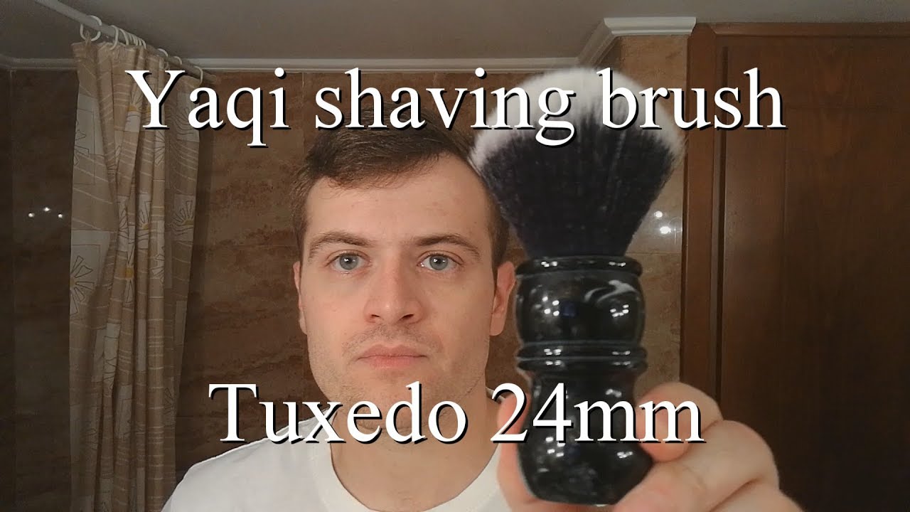 Yaqi tuxedo shaving brush