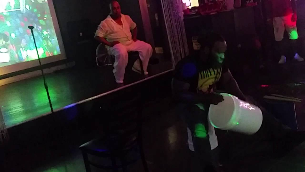 Elec Simon Showing Out with MC Lightfoot