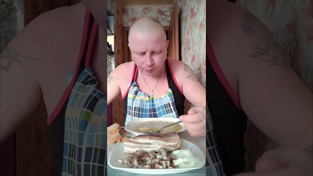 Что бы вкусно есть Нада много работать 