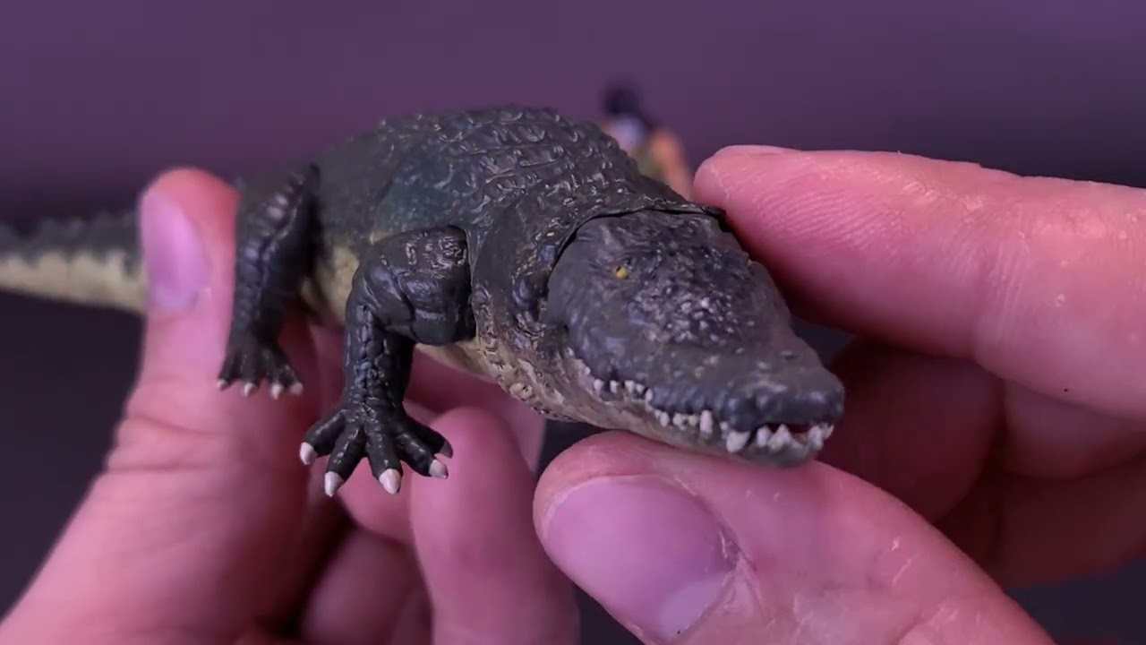 Hiya Toys G.I.JOE Exquisite Mini Series Croc Master Figure Review |  @TheReviewSpot