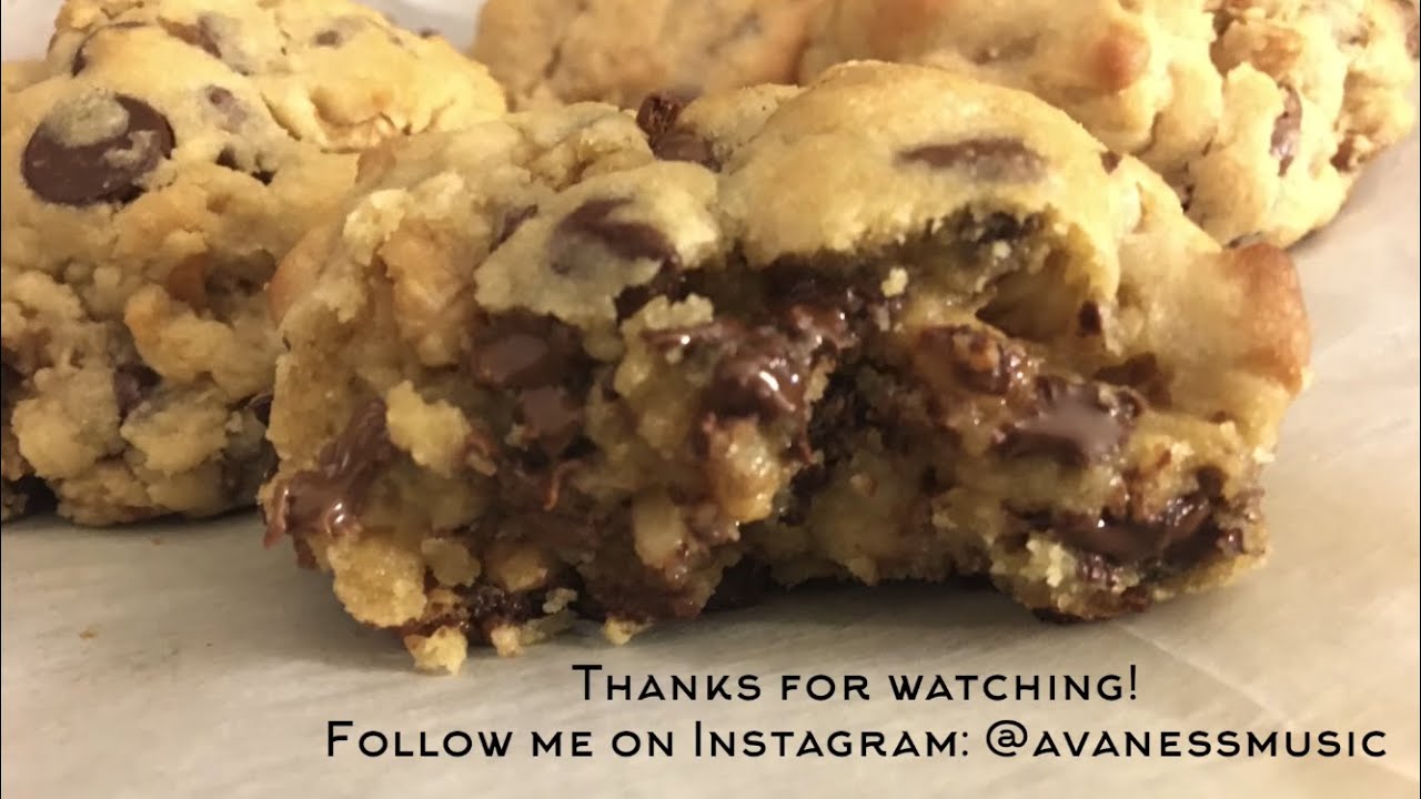 How to Make Levain Bakery Chocolate Chip Walnut Cookies Imitation/Copy Cat Recipe |Quarantine Baking