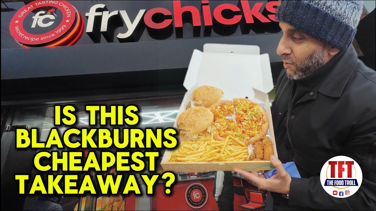 WE TRY AN ENORMOUS MUNCH BOX FOR JUST £10.99 | FOOD VLOG | TFT