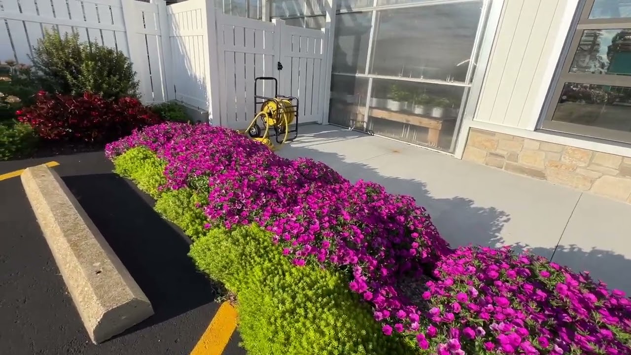 Garden Center Garden Tour July 2022
