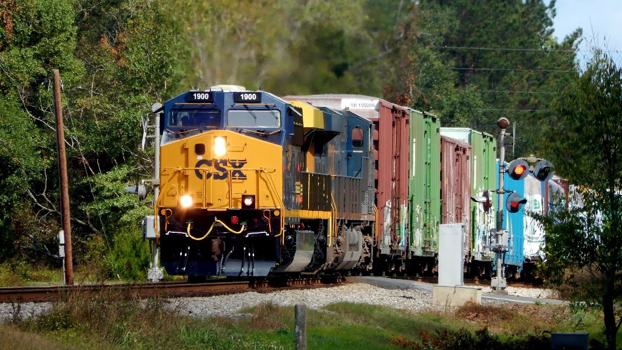 CSX M491-01 South (w/CSXT1900)