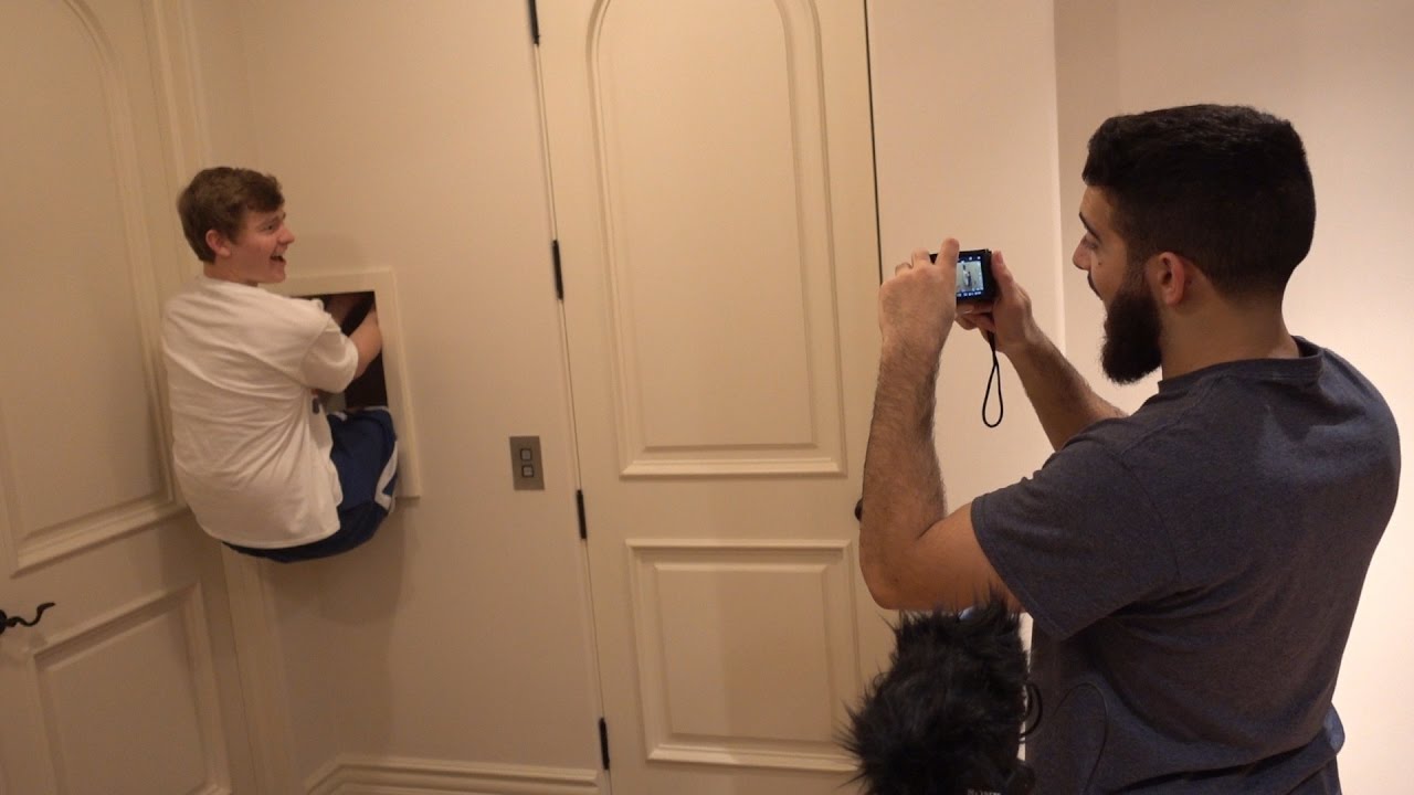 LIFE OF A YOUTUBER