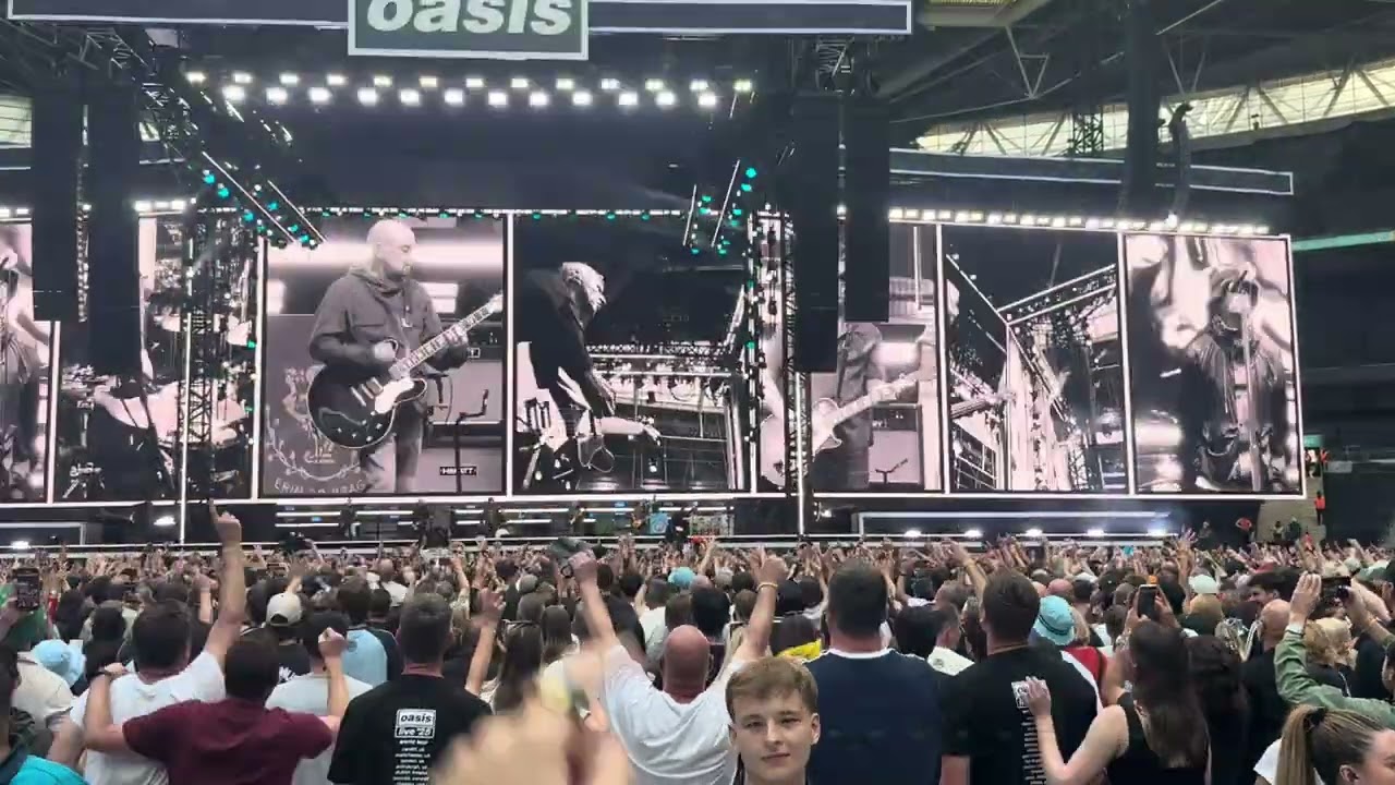 Oasis - Hello (Live at Wembley Stadium 25/07/2025)