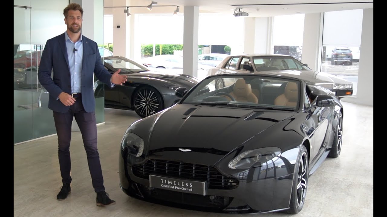 A Timeless Aston Martin Vantage S Roadster in Onyx Black - Walk-around with Stuart