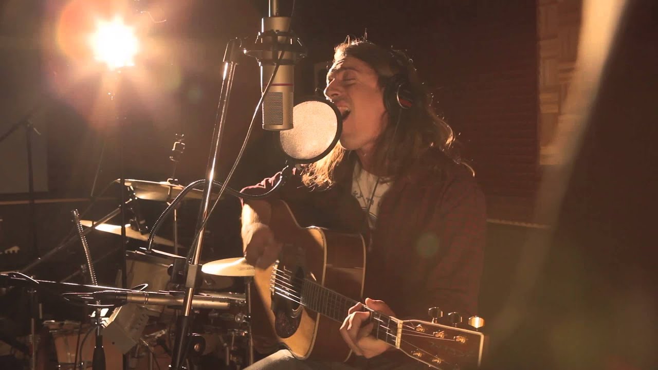 Phil Diamond - Don't let your body, Give in your soul (Live Acoustic Recording)