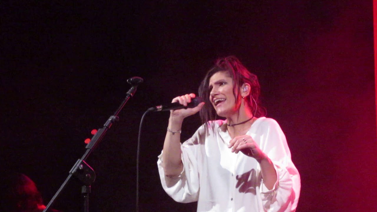 Elisa - Mad World @ Raduno EFC Milano 7/12/2018