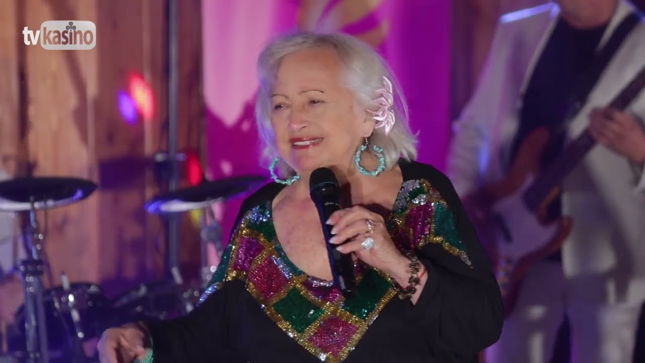 Mája Velšicová: S harmonikou pieseň mi znie